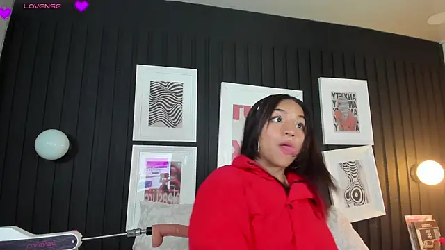 Snapshot of Manelyk_evanss_ chatting on February 17, 2026, 4:59 pm Manelyk evanss online show from February 17, 2026, 4:59 pm