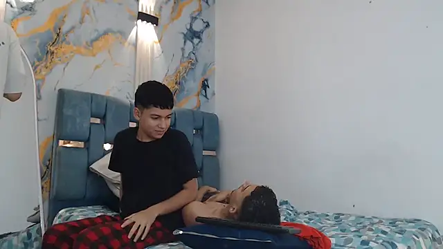 GRETTY BOYS online show from December 23, 2025, 7:18 am