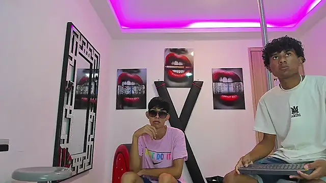 LONDON BOYS1 online show from September 12, 2025, 7:19 am