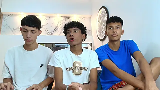 LONDON BOYS1 online show from October 5, 2025, 1:18 am