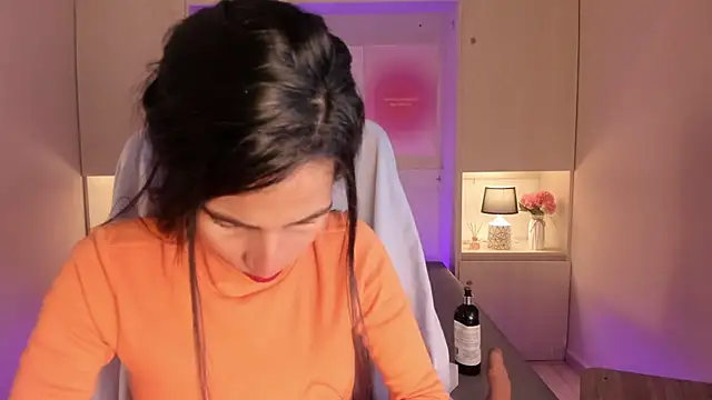 LexxaQueen online show from February 7, 2026, 4:09 am