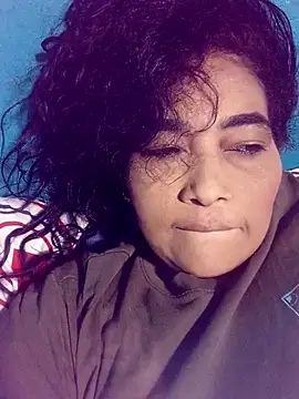 yunkeyc online show from October 30, 2025, 4:48 pm