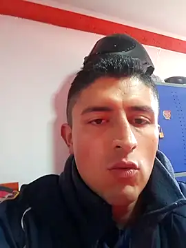 Snapshot of Fireman_sex chatting on September 14, 2025, 5:24 pm Fireman sex online show from September 14, 2025, 5:24 pm