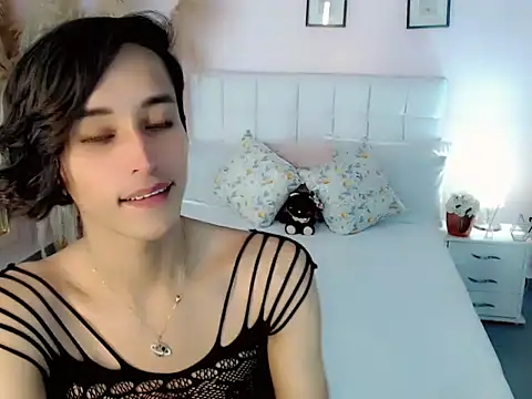 samantha bliss online show from November 4, 2025, 12:09 pm