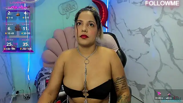 tiana breeze online show from September 11, 2025, 2:44 am