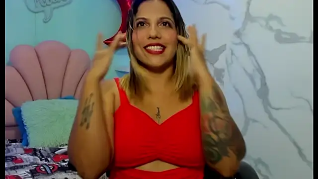 tiana breeze online show from September 12, 2025, 3:06 am