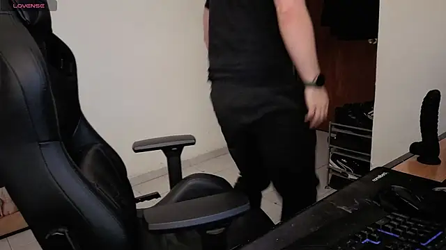 Paul00474 online show from September 30, 2025, 8:04 pm