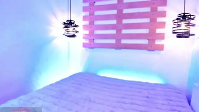 ArianaSantana online show from September 11, 2025, 12:49 pm