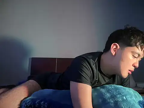 ivy xo online show from October 11, 2025, 4:24 am