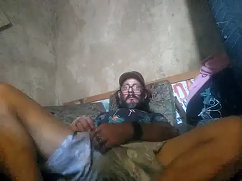 Snapshot of Bianomc1974 chatting on October 25, 2025, 5:24 pm Bianomc1974 online show from October 25, 2025, 5:24 pm