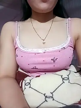 LucyyLy online show from March 13, 2026, 11:48 am