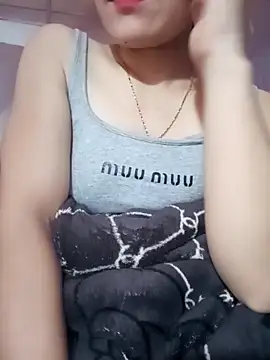 LucyyLy online show from January 19, 2026, 3:43 am