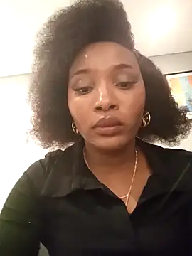 freakynyashXxXx online show from October 3, 2025, 9:38 pm