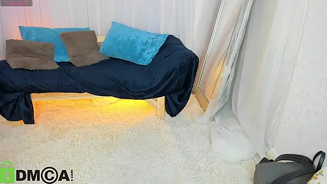 Belle Wa1ker online show from November 3, 2025, 1:11 am