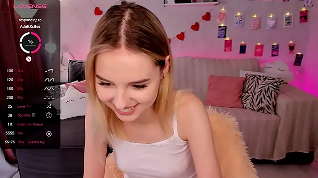 Snapshot of LillianShine chatting on January 14, 2026, 11:03 am LillianShine online show from January 14, 2026, 11:03 am