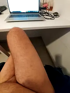 Snapshot of hpp66 chatting on October 19, 2025, 4:43 pm hpp66 online show from October 19, 2025, 4:43 pm