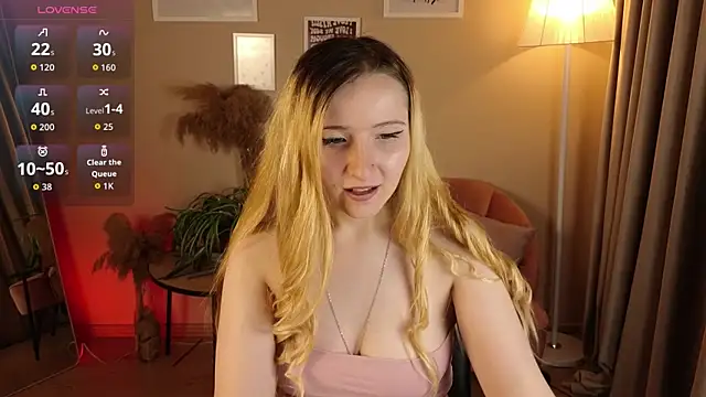 Milana Key online show from September 20, 2025, 9:42 pm