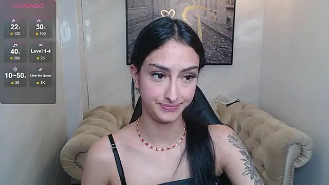 Tifany v online show from December 3, 2025, 8:08 pm