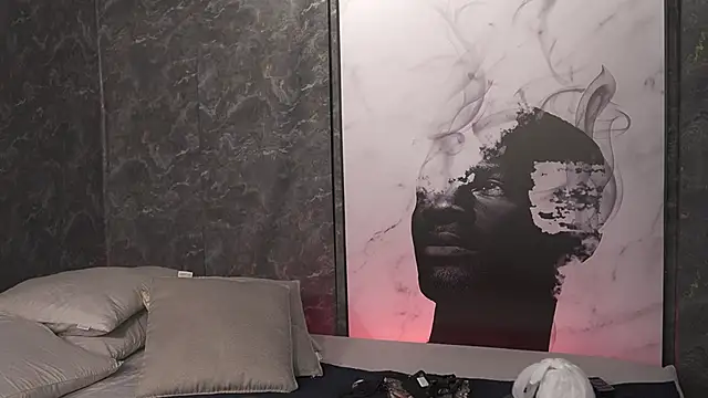 Tayler Kim online show from September 10, 2025, 12:04 pm