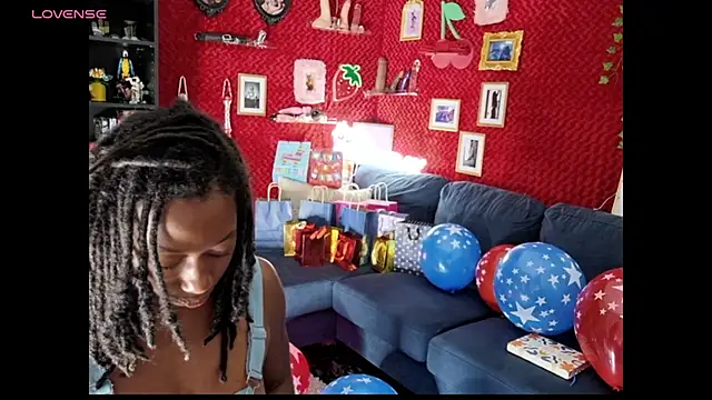 MarleyAquafina online show from September 23, 2025, 2:40 am