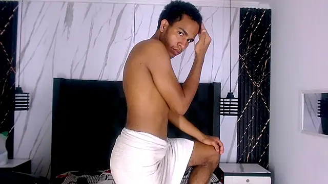 aston xvera online show from September 10, 2025, 8:35 am