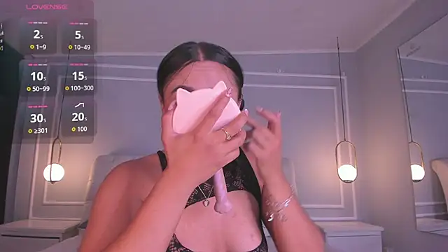 Snapshot of shanty_cole chatting on November 18, 2025, 10:51 am shanty cole online show from November 18, 2025, 10:51 am