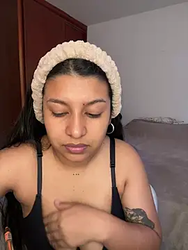 Snapshot of _Chloe_Smith chatting on August 1, 2026, 4:27 pm Chloe Smith online show from August 1, 2026, 4:27 pm