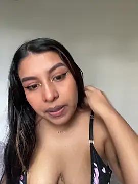  Chloe Smith online show from September 25, 2025, 2:01 pm