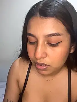  Chloe Smith online show from September 22, 2025, 4:40 am