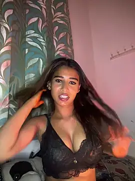 STRIP GLOW online show from March 29, 2026, 6:31 pm