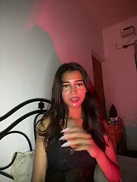 Snapshot of STRIP_GLOW chatting on May 9, 2026, 12:03 am STRIP GLOW online show from May 9, 2026, 12:03 am