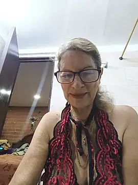 Snapshot of MaryLunne chatting on July 9, 2026, 11:10 am MaryLunne online show from July 9, 2026, 11:10 am