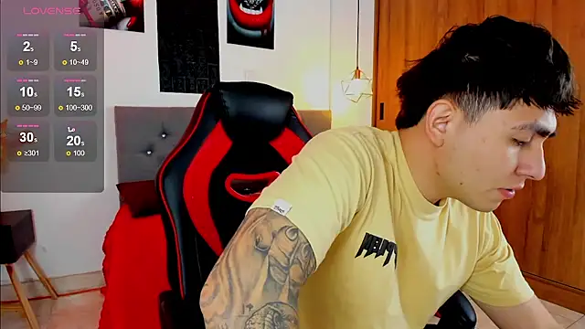 Nicolas James Sc online show from December 22, 2025, 1:44 pm