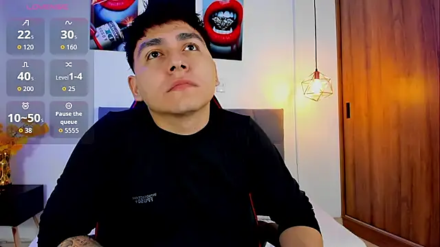 Nicolas James Sc online show from October 4, 2025, 1:01 pm