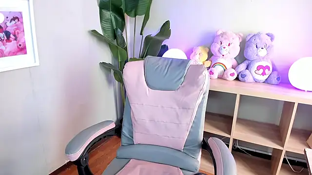 Mystic blue online show from January 13, 2026, 12:42 pm