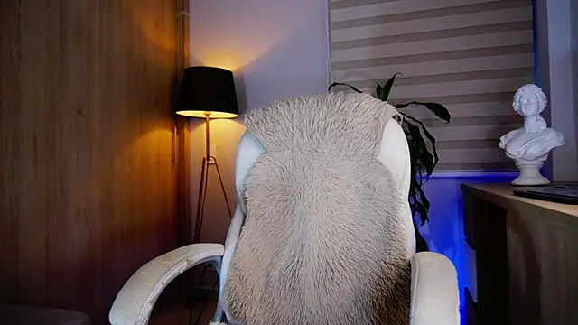 Erick Thompsonx online show from September 9, 2025, 10:41 pm