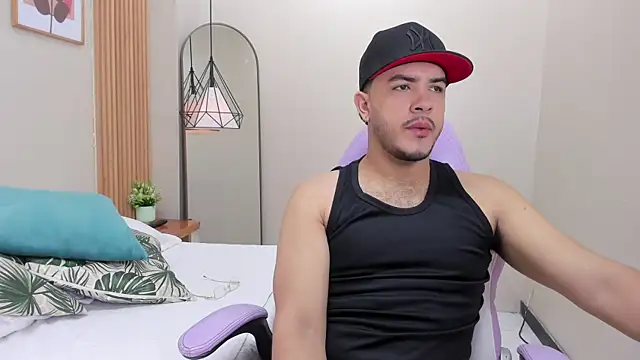 Andrew Lewiss online show from January 16, 2026, 1:48 pm