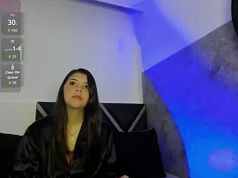 Snapshot of Charlotte-Star chatting on November 30, 2025, 1:23 pm Charlotte-Star online show from November 30, 2025, 1:23 pm