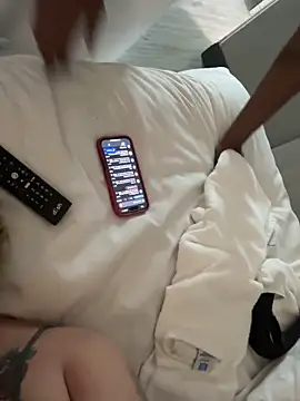 bbwbubbles77 online show from December 16, 2025, 7:18 pm