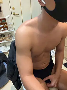 black xun online show from December 17, 2025, 2:33 pm