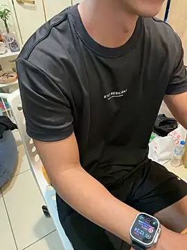 black xun online show from February 19, 2026, 4:26 pm