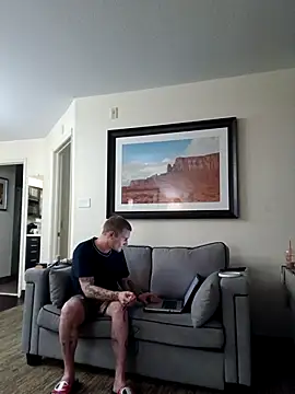 WWGD69 online show from October 14, 2025, 2:34 am