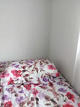 KIMGREY   online show from September 20, 2025, 3:17 pm