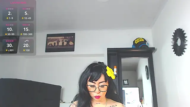 Vicky hotmilf online show from March 31, 2026, 11:12 am