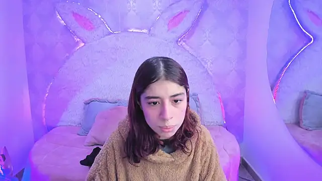 Snapshot of Gaby_louse chatting on February 16, 2026, 7:34 pm Gaby louse online show from February 16, 2026, 7:34 pm