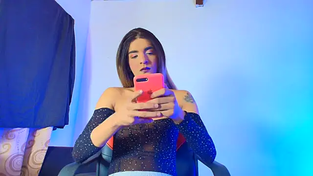 MIA HOT23CM S7S online show from December 20, 2025, 2:36 am