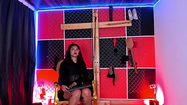 Snapshot of Mr_Alejandra_bdsm chatting on November 27, 2025, 7:47 pm Mr Alejandra bdsm online show from November 27, 2025, 7:47 pm