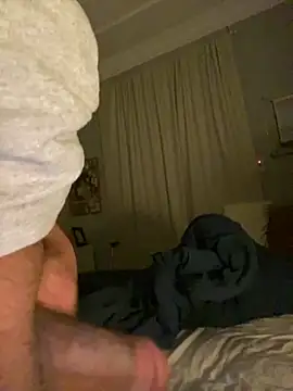 AdaptiveFact7 online show from September 29, 2025, 2:40 am