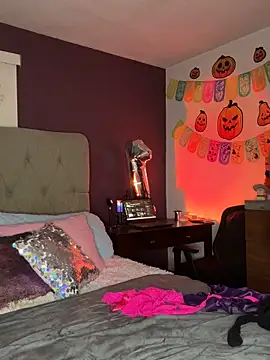 Snapshot of MyHoneyFrida chatting on October 18, 2025, 4:03 am MyHoneyFrida online show from October 18, 2025, 4:03 am