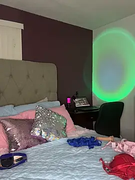 Snapshot of MyHoneyFrida chatting on September 13, 2025, 1:49 am MyHoneyFrida online show from September 13, 2025, 1:49 am